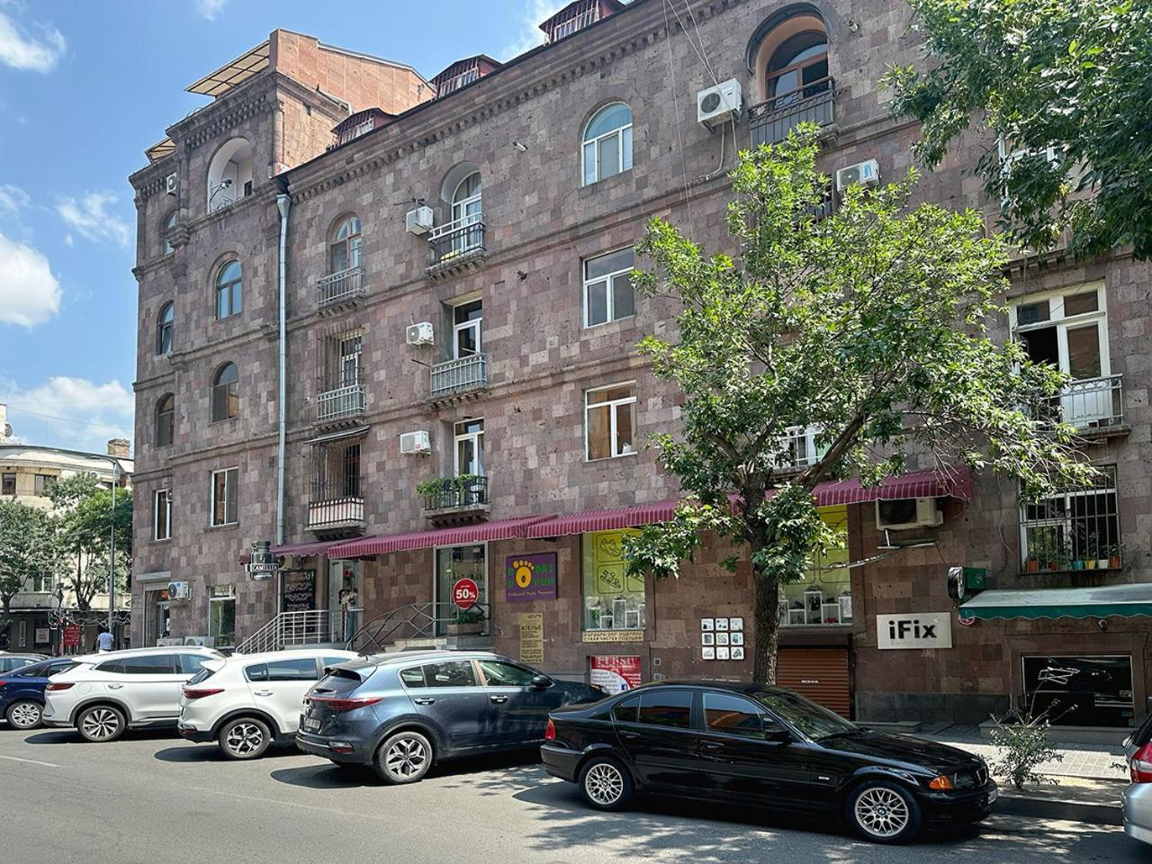 Your Charming Home, Steps To Republic Square Yerevan Exterior photo